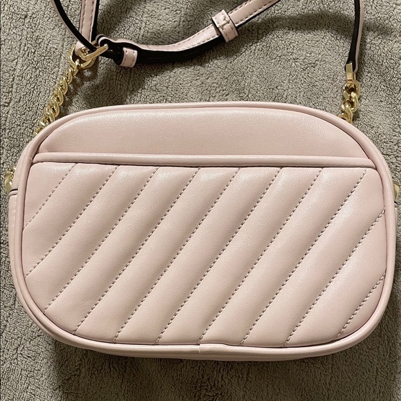 Michael Kors Women Plush Pink Faux Leather Crossbody Bag Feminine Contemporary - Picture 2 of 8